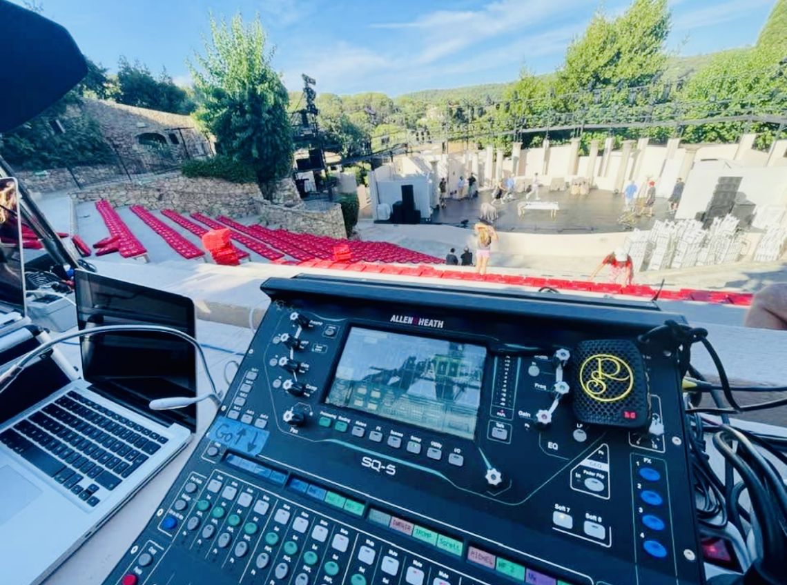 Le micro blaster RégiScène / Monsterconsole festival de Ramatuelle